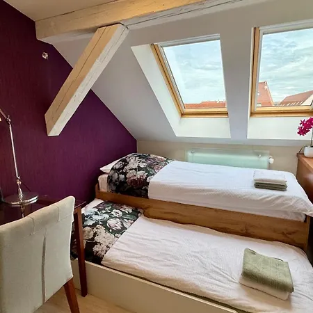 - Hlavna Ulica, Centrum, Netflix, Parking * Kosice