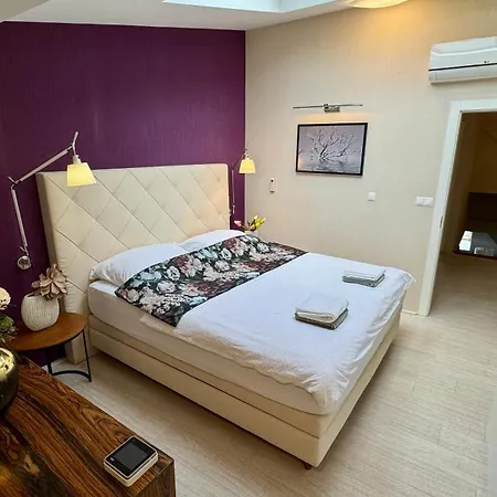 - Hlavna Ulica, Centrum, Netflix, Parking Apartman Kassa