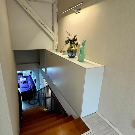 - Hlavna Ulica, Centrum, Netflix, Parking Apartment